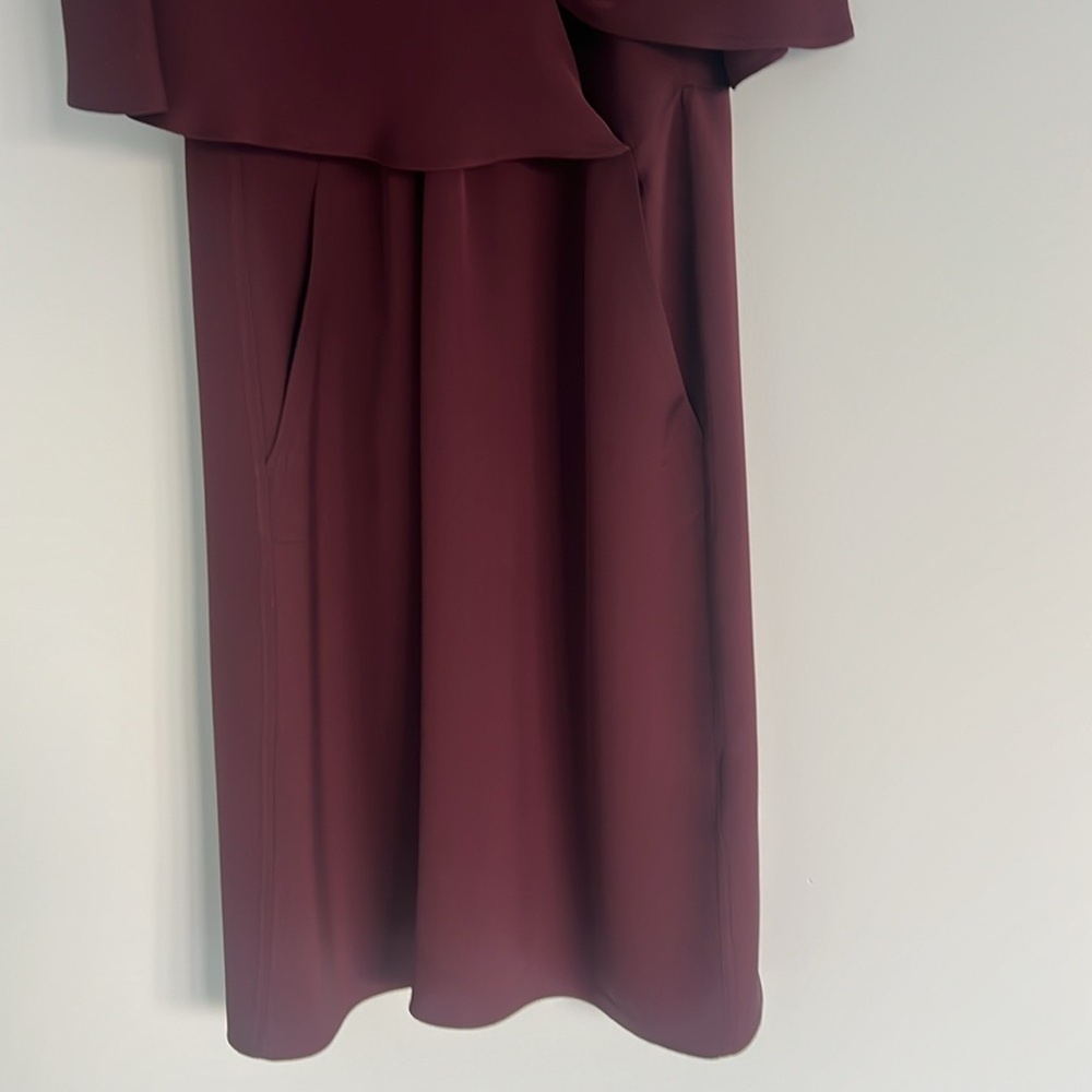 Theory double layer dress with pockets. - Picture 3 of 9